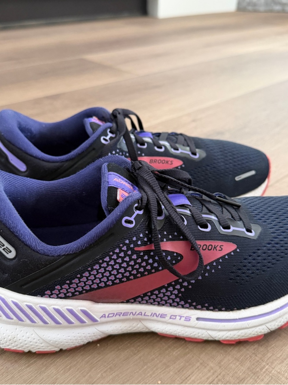 Brooks Adrenaline GTS 22 Women 9.5 Running Shoes Blue Purple Walking Gym Sneaker - Picture 4 of 14